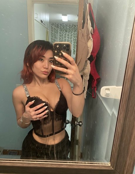 stepwaifu exclusive star photo