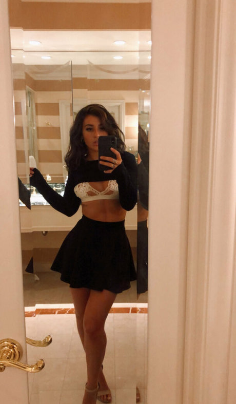 vmaster hot star img