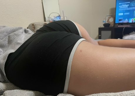 nevenevnev star adult gallery