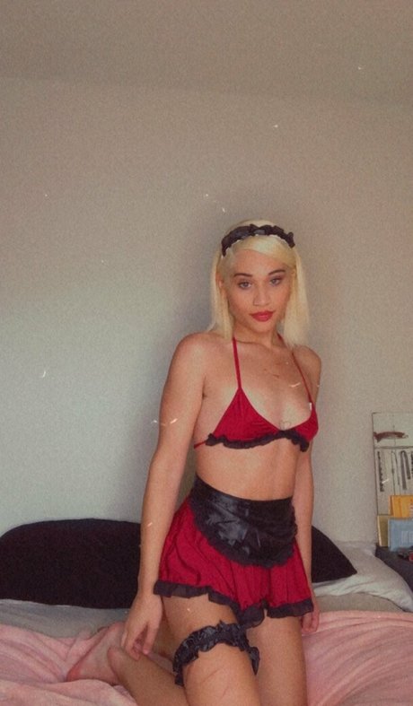 nevenevnev erotic star picture