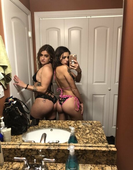 wickedwildrose pornstar nudes pictures