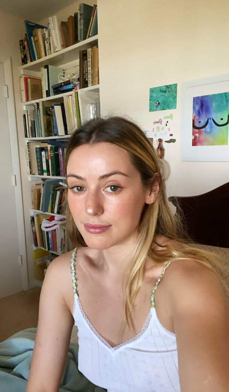 carolinecalloway art pornstar pics