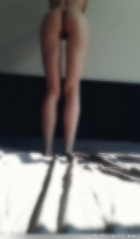 miamoar nudes star pics