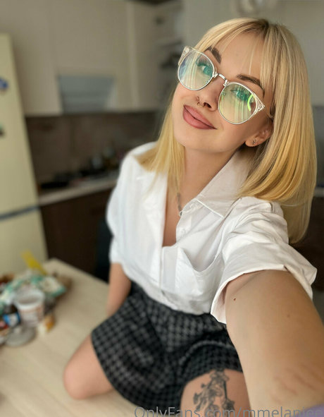 mmelaniee pornstar sex galleries