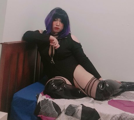 hakuru 15 nude model photo