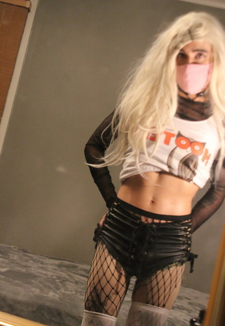 tinysexilexi666 star pornographic images