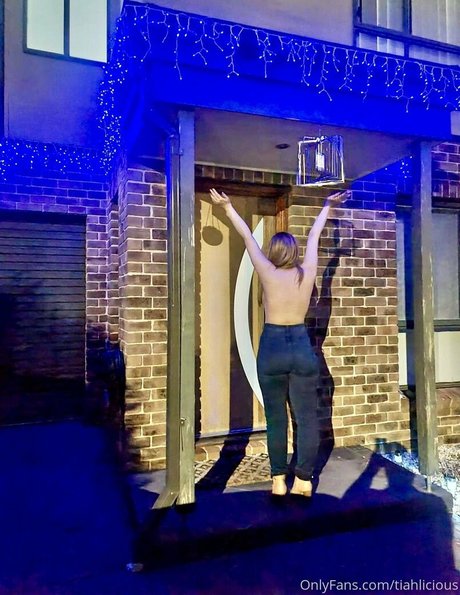 Tiahlicious pornographic star image