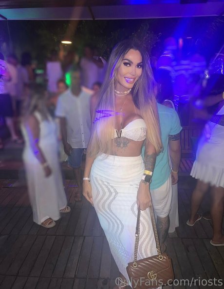 riosts pornographic star pictures