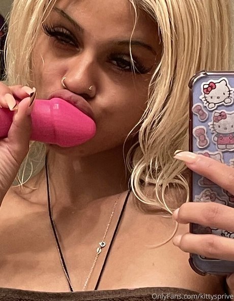 kittysprive star sexy galleries