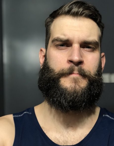 abeardedboy Profile pic