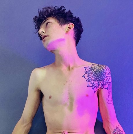 chrisoflyng pornstar top photo