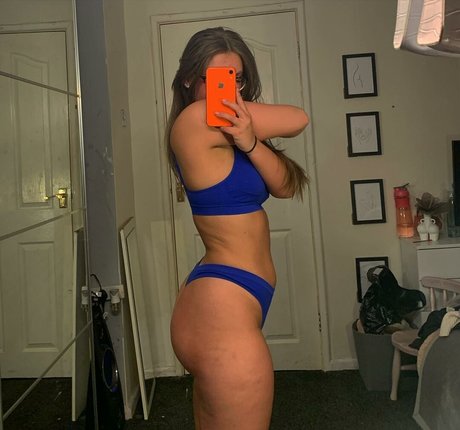 MyProtein star adult photo