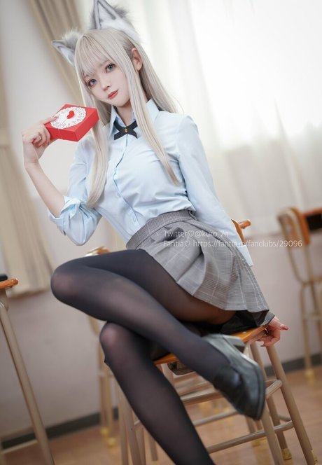 kuro 7n xxx actress pic