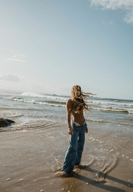 Sjana Elise Earp xxx pornstar images