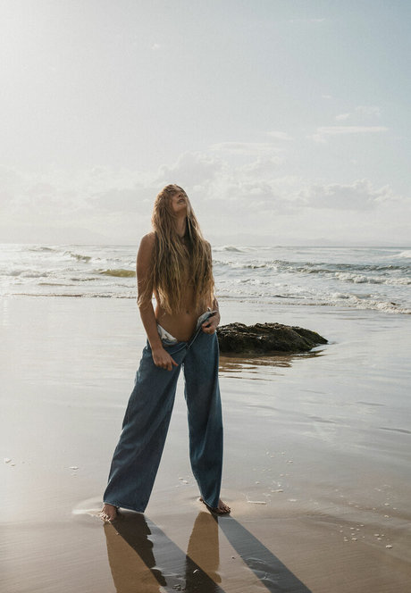 Sjana Elise Earp perfect star pictures