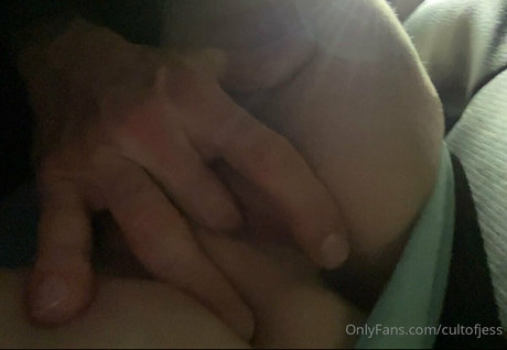 cultofjess perfect model picture