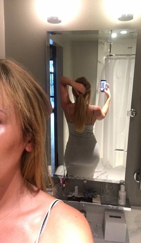 Seshemetka model top pic