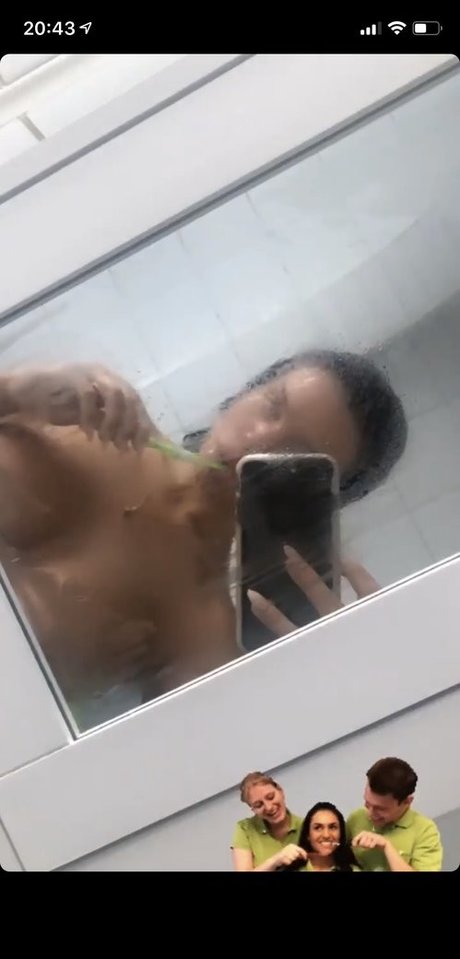 Bobbirani star pornographic photos