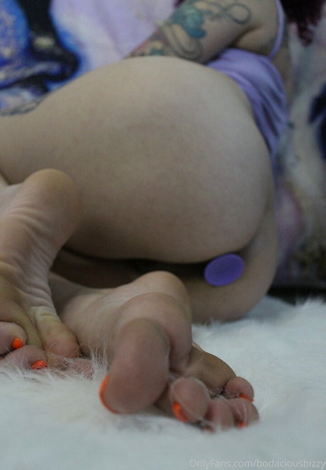 bodaciousbizzy model sexy photo