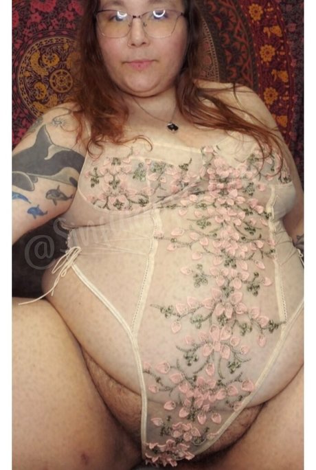 sinnfulapple420 hot star photos