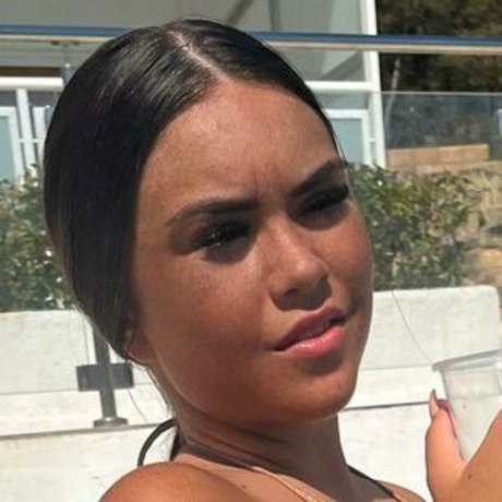 _meganring pretty model archive