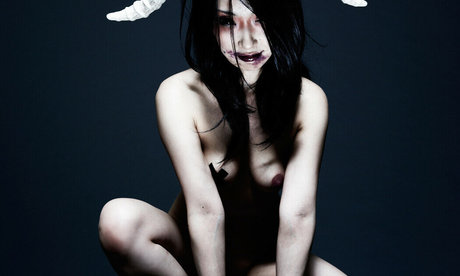 omikero nude actress pictures