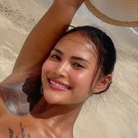 Asian Kylie free model pic