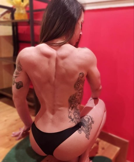 angela schwarzy hd model gallery