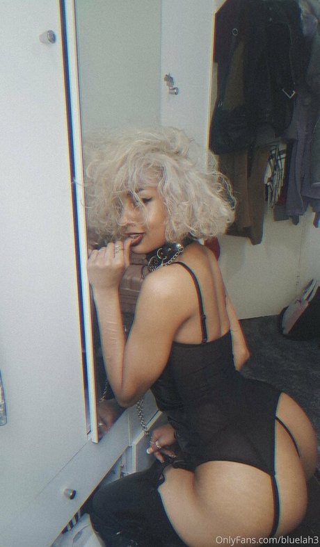 bluelah3 star hot image