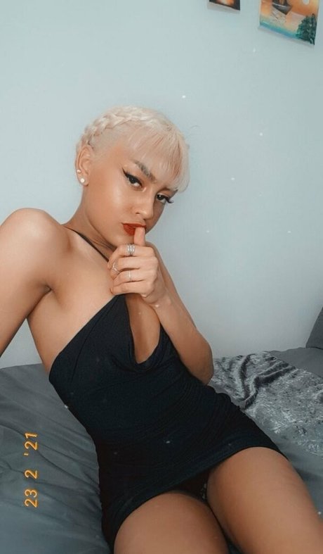 bluelah3 naked actress image