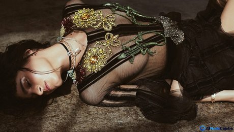 Sofia Boutella art star pic