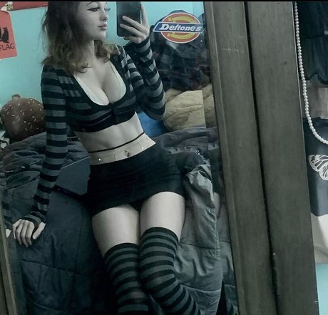 goth queen os nice actress gallery