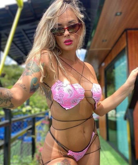 Sil Sexy Pole sexy actress images