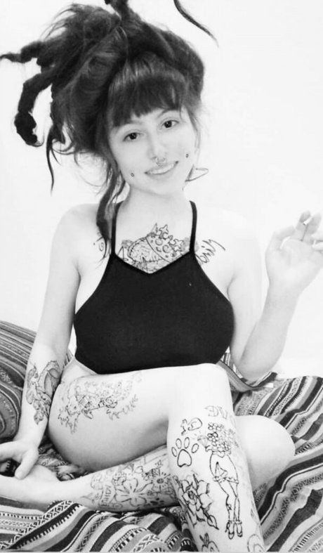 Zainab sexy actress pic