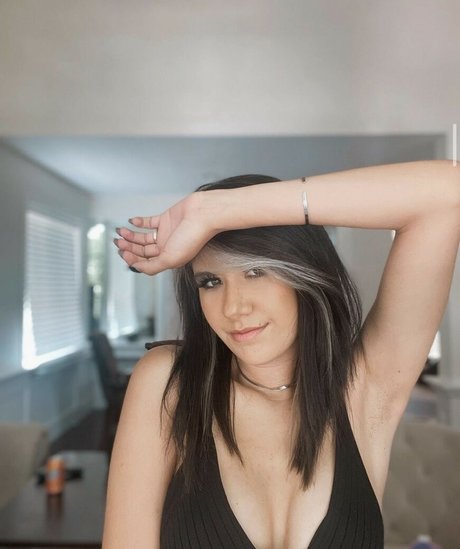 Spookyinternetgf adult model images