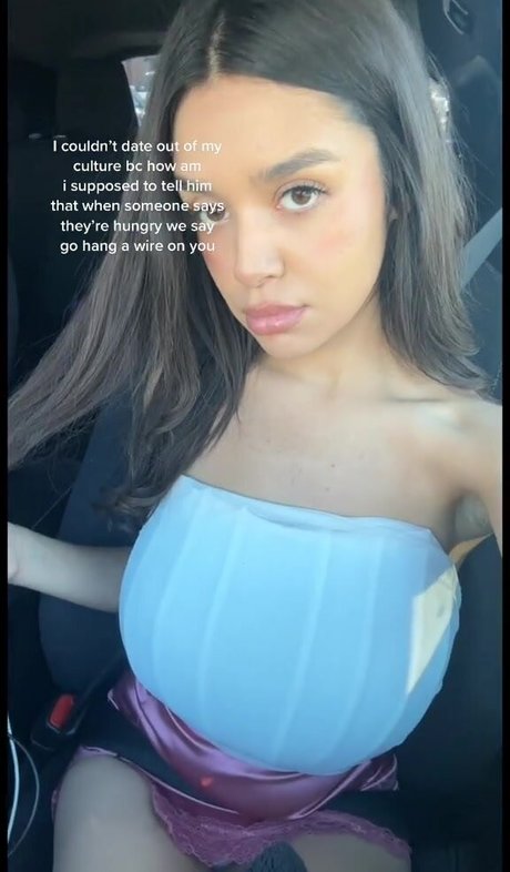 Erika Morfin high quality model image