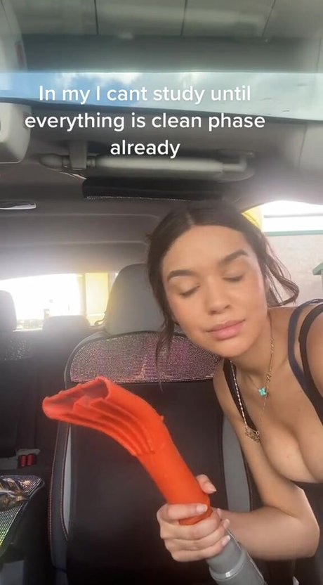 Erika Morfin porn actress gallery