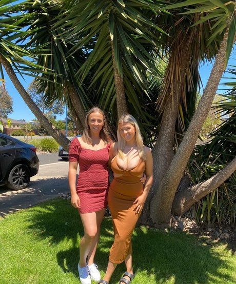 Chantelle A hot pornstar image