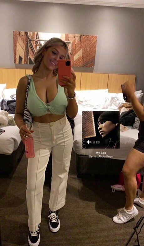 Chantelle A pornstar art pictures