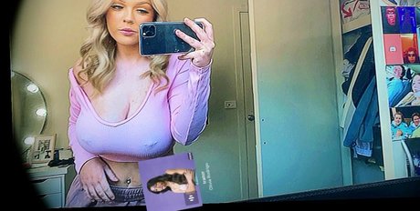 Chantelle A exclusive star photos