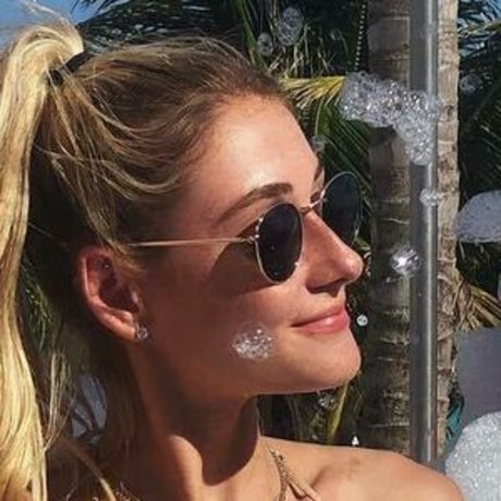 Racheljones18 xxx model gallery