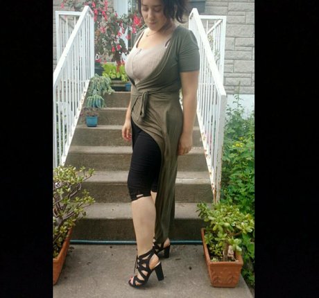 lartdanstoutessesformes hot actress galleries