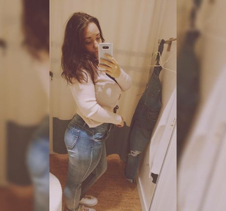 lartdanstoutessesformes model hd archive