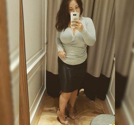 lartdanstoutessesformes model porn pic