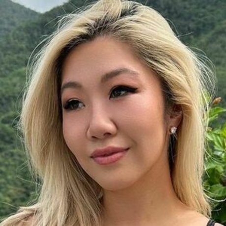 sweet pretty model img