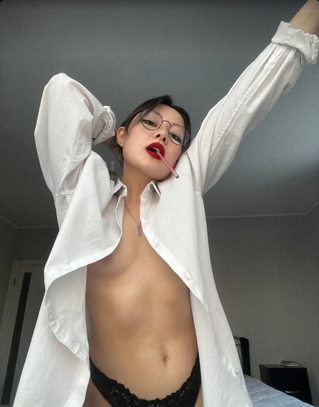 One Pepper8504 nude star photos