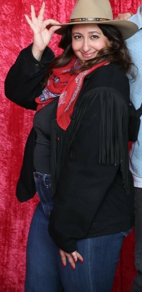 Nicole Enayati model hot archive