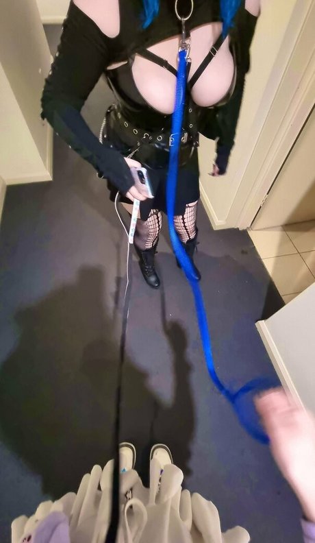 Will O model porn images