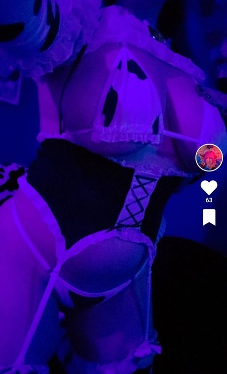 Will O beautiful pornstar img