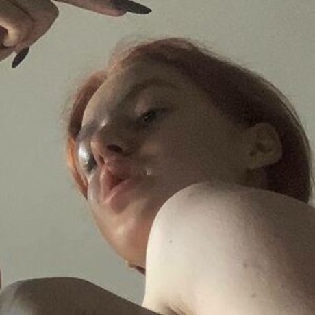 e slipia pornstar pretty image